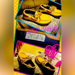 A pair of children’s like new Sperry size 13M new $64.99 selling now for $20